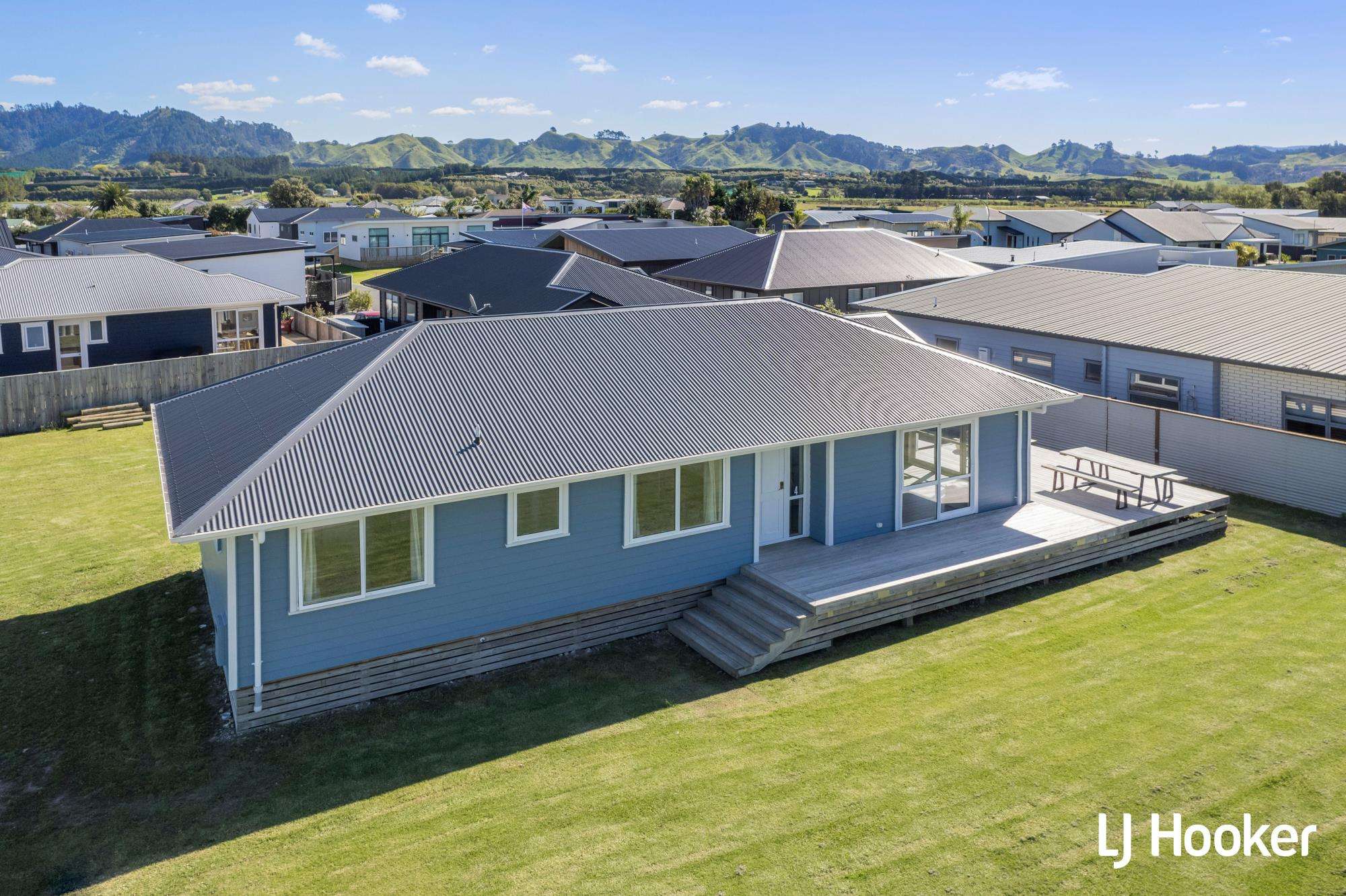 4 Sandy Place Waihi Beach Western Bay Of Plenty Houses for Sale