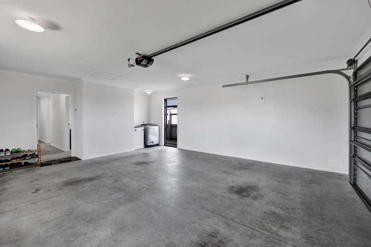 34 Honeyfield Drive Whalers Gate_34