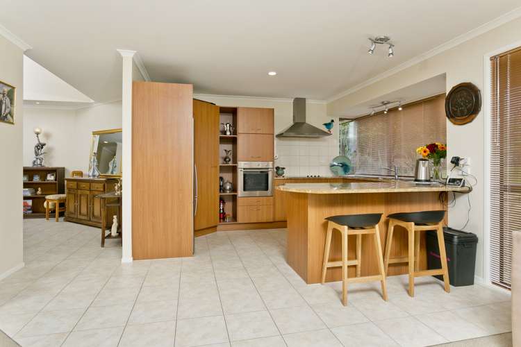 6 Top Road Dairy Flat_18