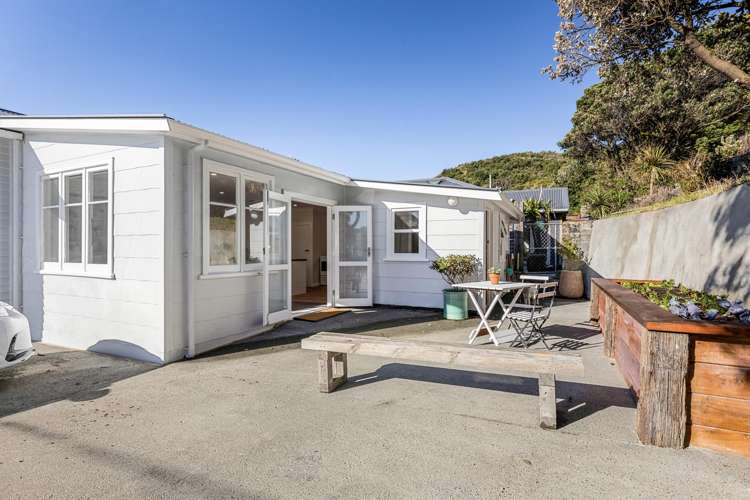 189 Severn Street Island Bay_13