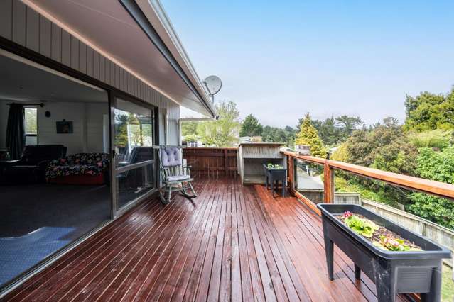 6 Serenity Grove Maoribank_3