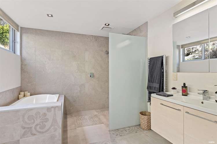 411 Tucker Beach Road Queenstown Hill_13