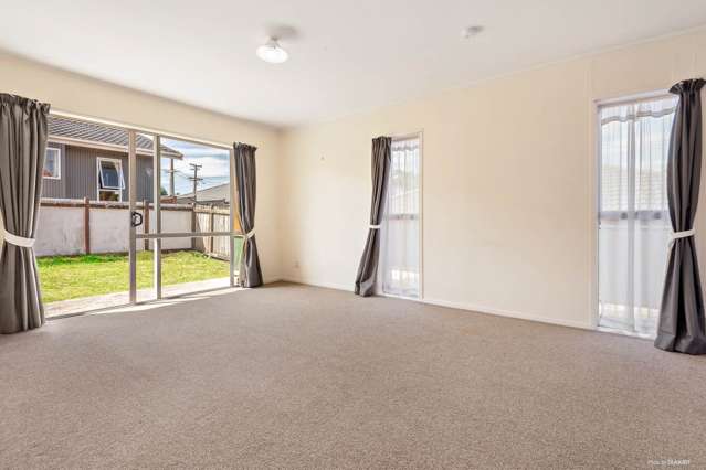 2/127 Grey Street Onehunga_1