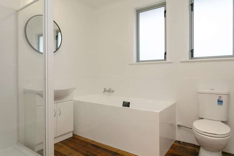 2/17 Matipo Street Taupo_9