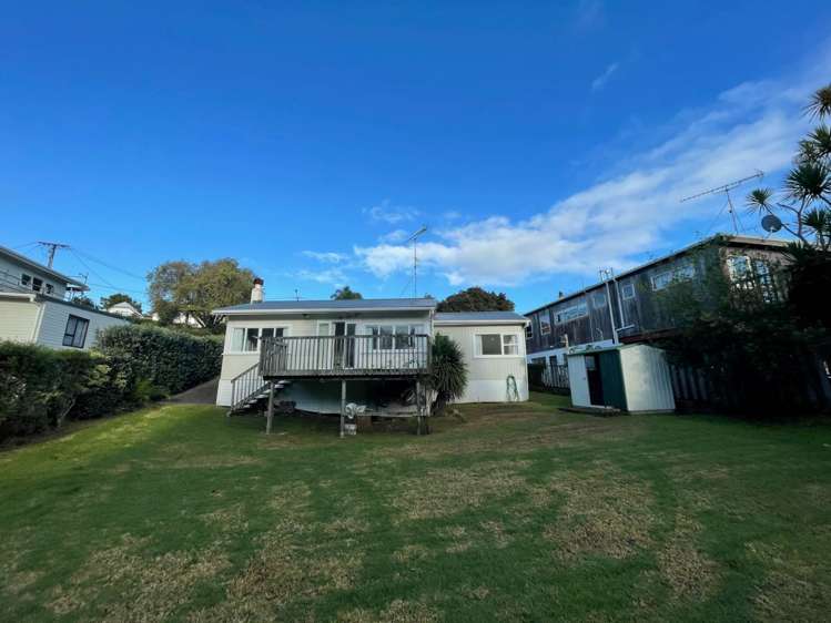 6 Gray Crescent Torbay_13