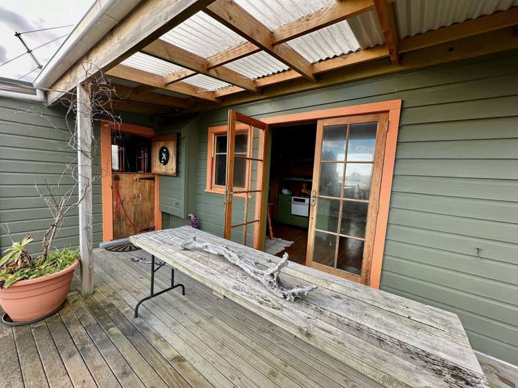 5 Park Lane Owaka_17