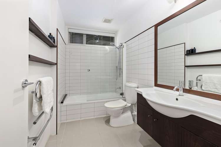 121 Nevay Road Miramar_13