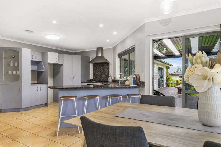 59 Basley Road Owhata_5