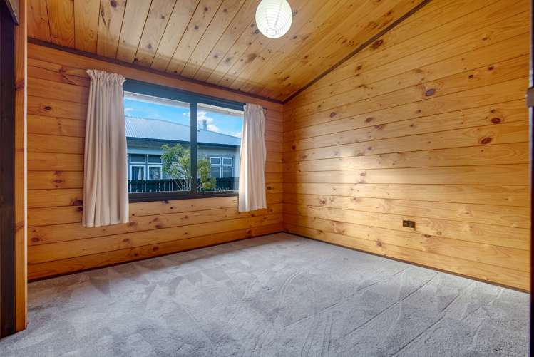 247 Tukapa Street Westown_14