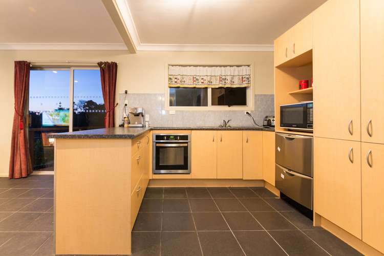19 Scotstoun Place Glen Eden_6