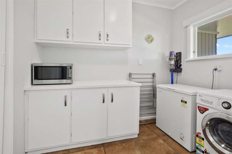 228 Tony Avenue Thames_11