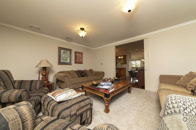 9 Jelas Drive Riverhead_9