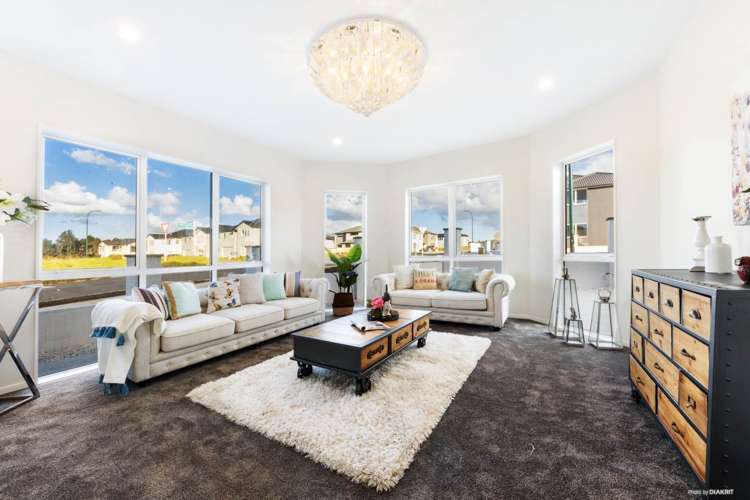 20 Horsefields Drive Flat Bush_10