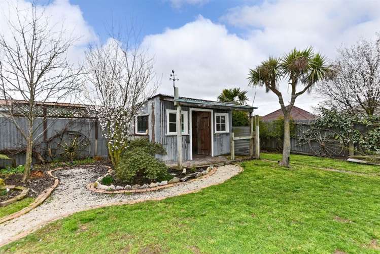 15 Wycola Avenue Hei Hei_16