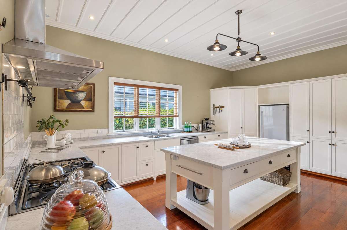 11A MacMurray Road_4