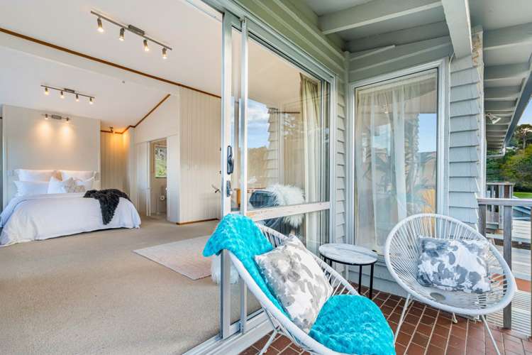 2/4 Arkles Strand Arkles Bay_6