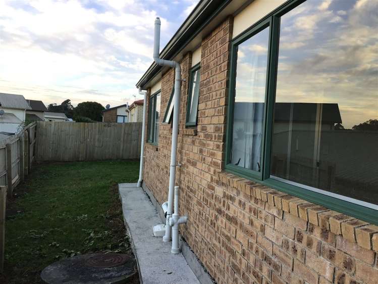 36 Woodbank Drive Glen Eden_6