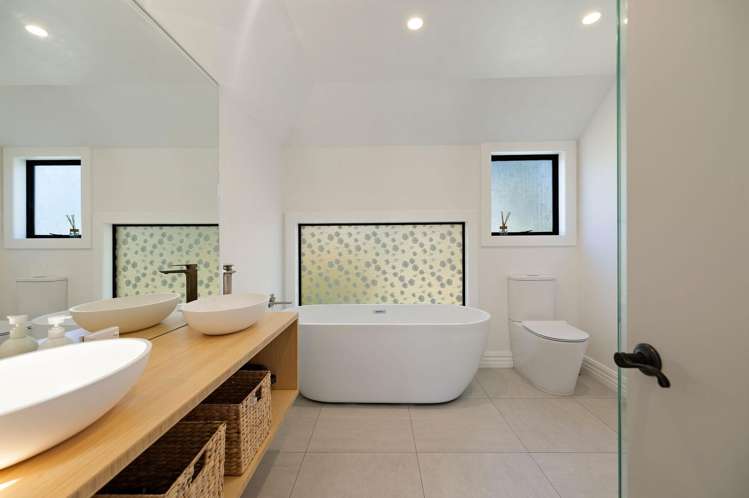 25 Naylor Road Nokomai_12