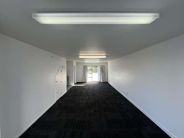 B2/13 Lovell Court Rosedale_3