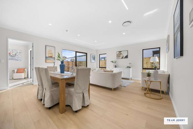 11 Tuwai Crescent Opaheke_5