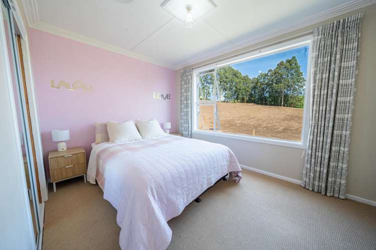 17 Findlay Road Orawia_13