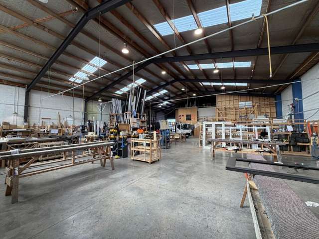 76 Delta Avenue New Lynn_3
