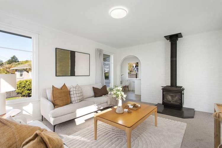 4 Lucienne Place Hillsborough_2