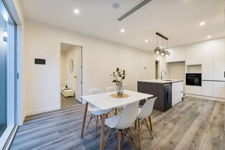 26 Christella Street Flat Bush_5