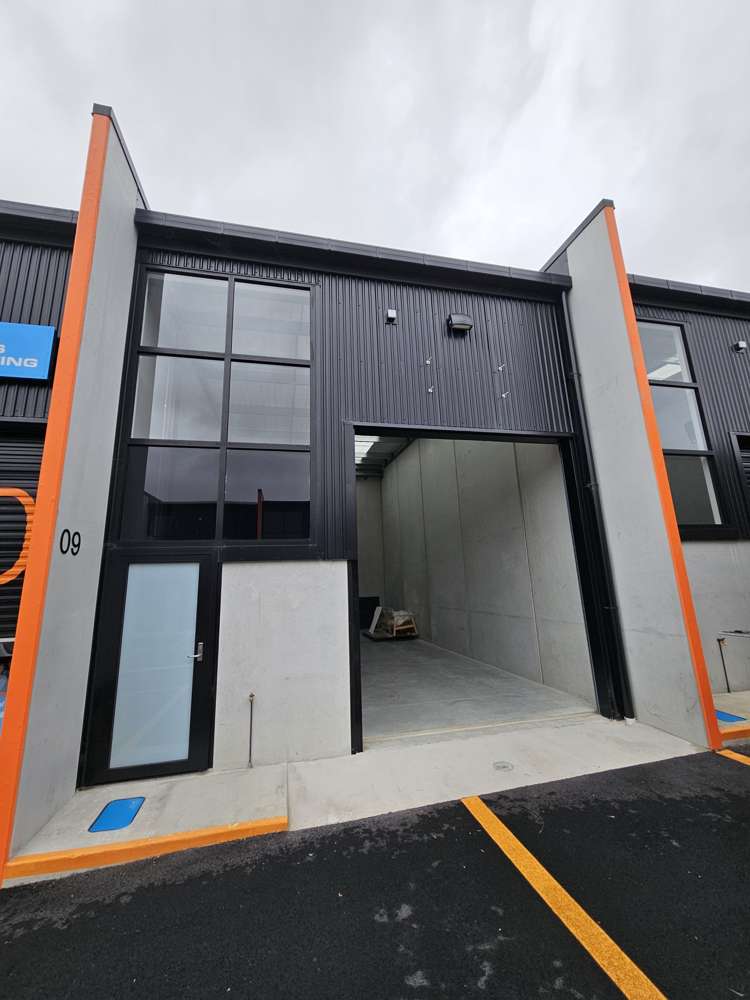 9/90 Hobsonville Road Hobsonville_5