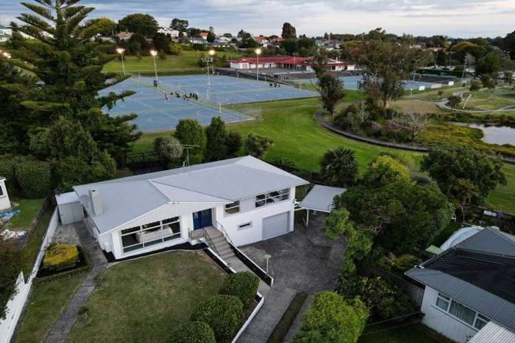 1 Kingsway Crescent Forest Lake_4