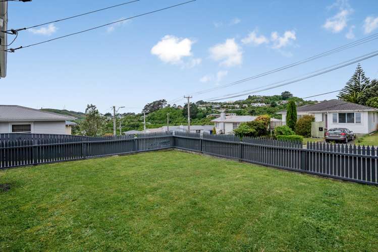 63 Mark Avenue Paparangi_22