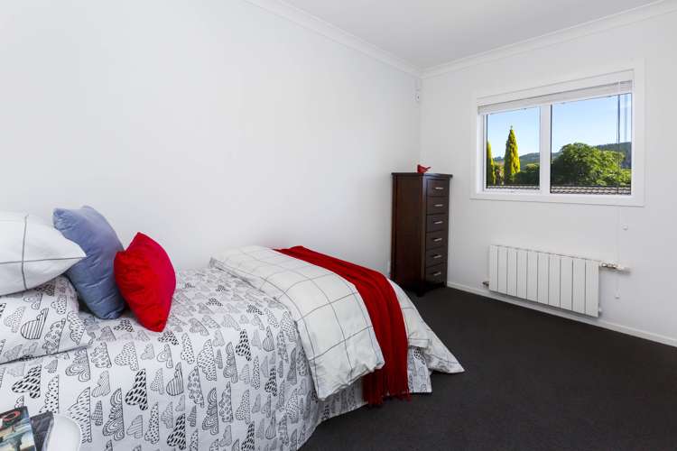 16 Comeskey Grove Elderslea_22