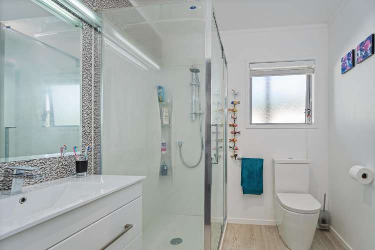 36 Oyster Drive Cooks Beach_16