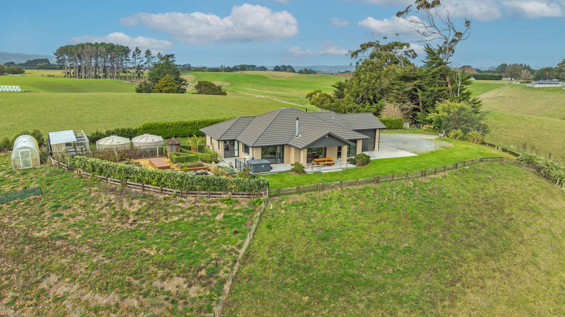 268 Halcombe Road Feilding_0
