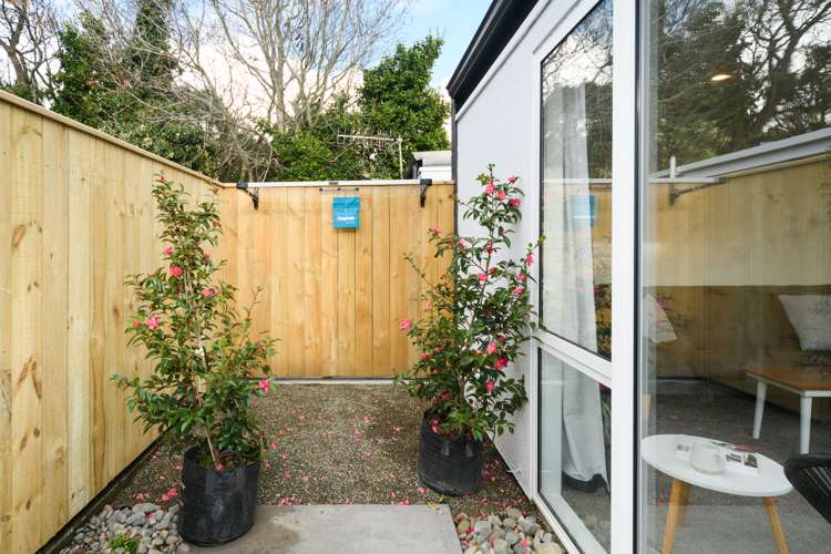 1c Hereford Street West End_18