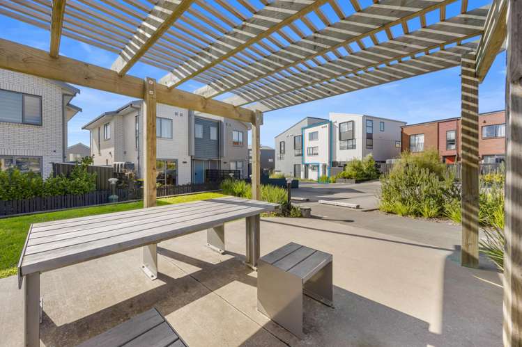 7/2 Ko Tohu Place Hobsonville_22