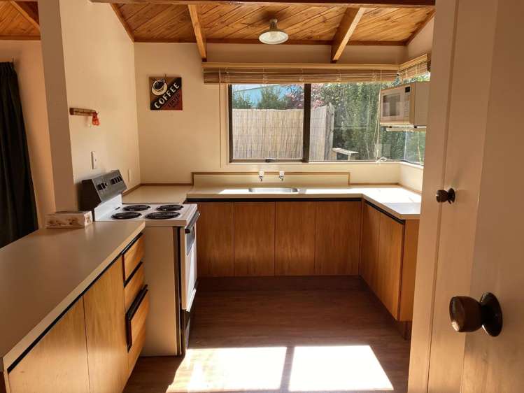 1/11 Taringa Ave 2644_3