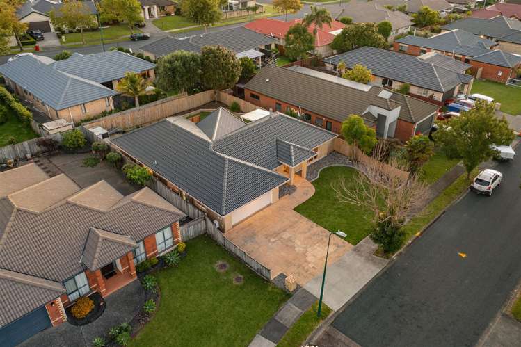 29 Newbliss Crescent East Tamaki Heights_17