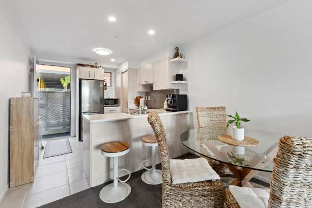 Unit 121/17 Link Crescent Stanmore Bay_2