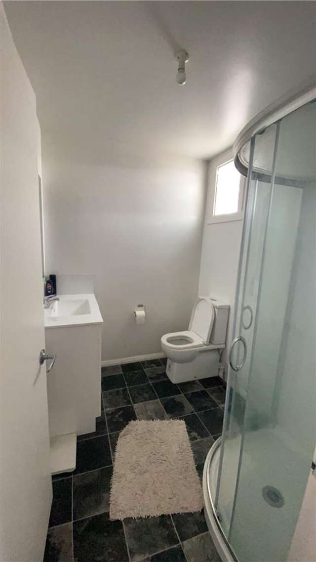 96 Muller Road 10706_4