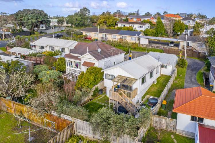 3/100 Birkdale Road_0