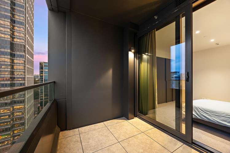 2005/10 Commerce Street Auckland Central_17