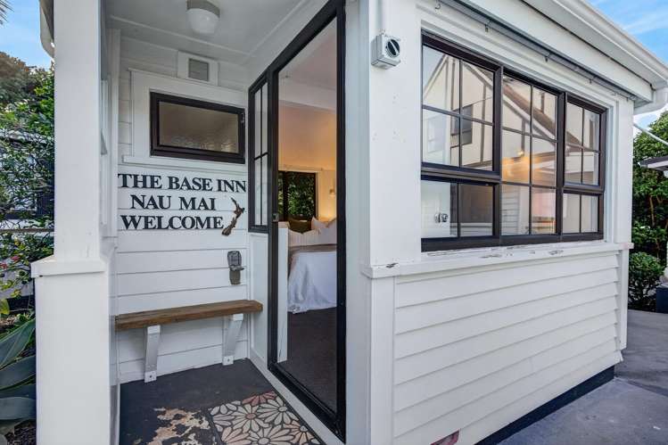 2 Memorial Drive Parahaki_26