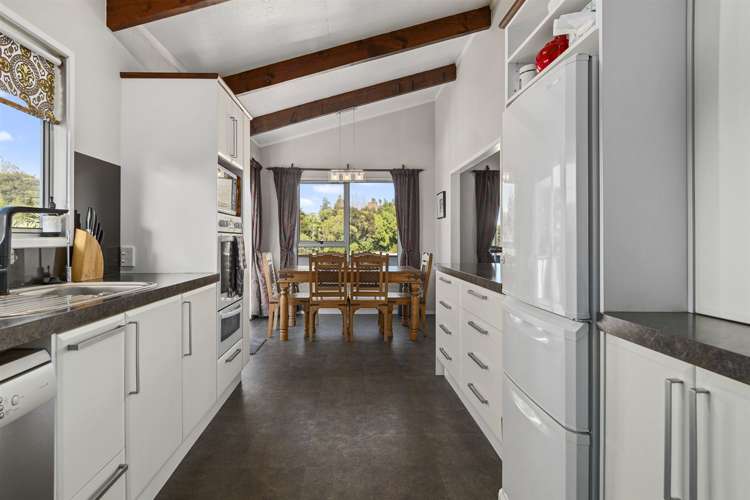 6 Tarata Street Matua_13