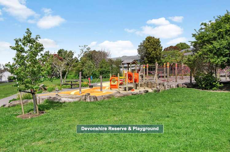 8C Devonshire Road Unsworth Heights_21