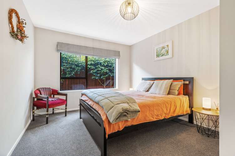 78 Regency Crescent Redwood_10