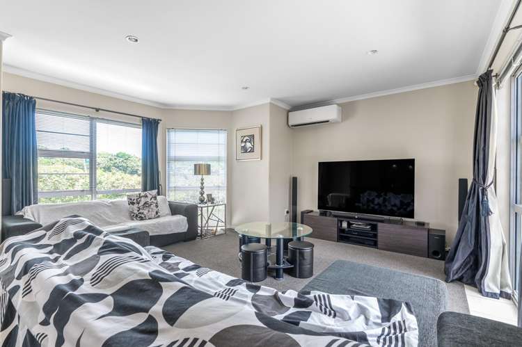 9 Savona Drive Flat Bush_6