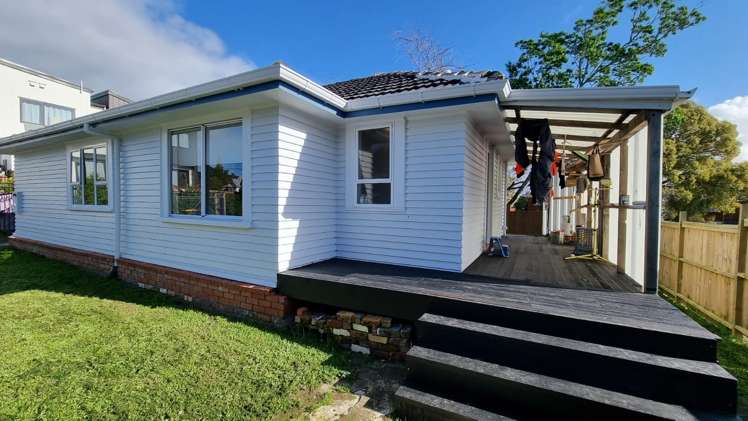 1/110 Lynwood Road Te Atatu South_10
