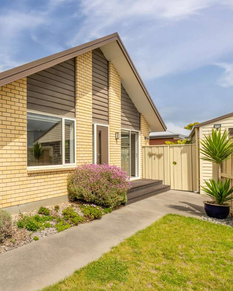 1/27 Kirsten Place Parklands_22