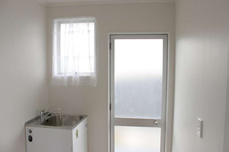 2/48 Rollerson Street Papakura_12